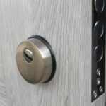 HiSec modern mintás havastölgy biztonsági ajtó - Image 4